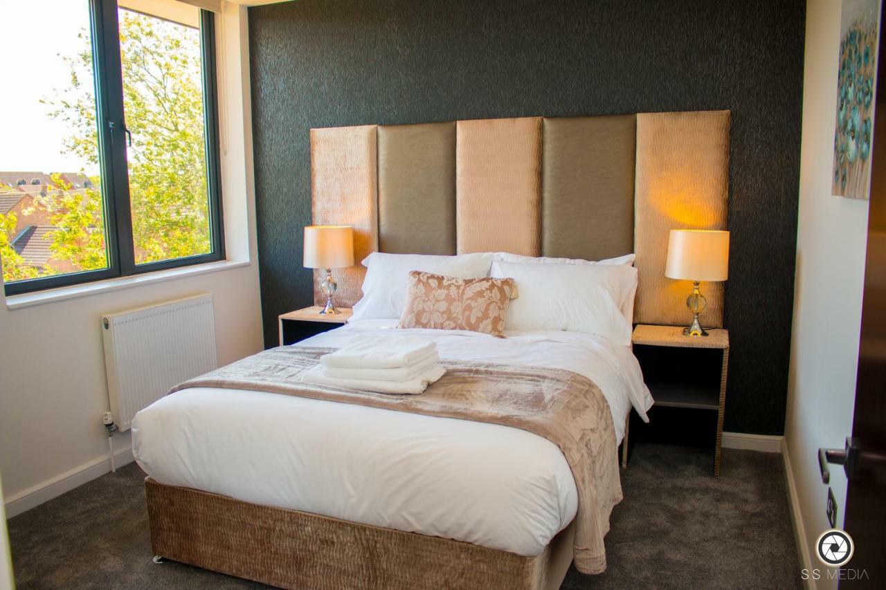 Luxustay Milburn House Милтон-Кейнс Экстерьер фото